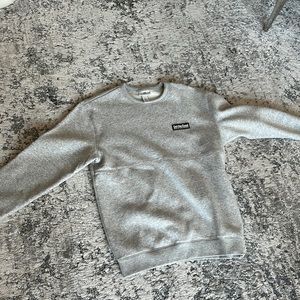 Gray crewneck